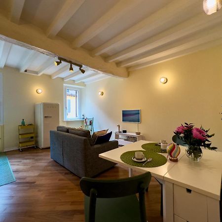 Ferienwohnung Buro Nel Borgo Parma Exterior foto