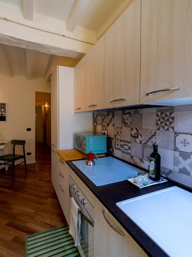 Ferienwohnung Buro Nel Borgo Parma Exterior foto