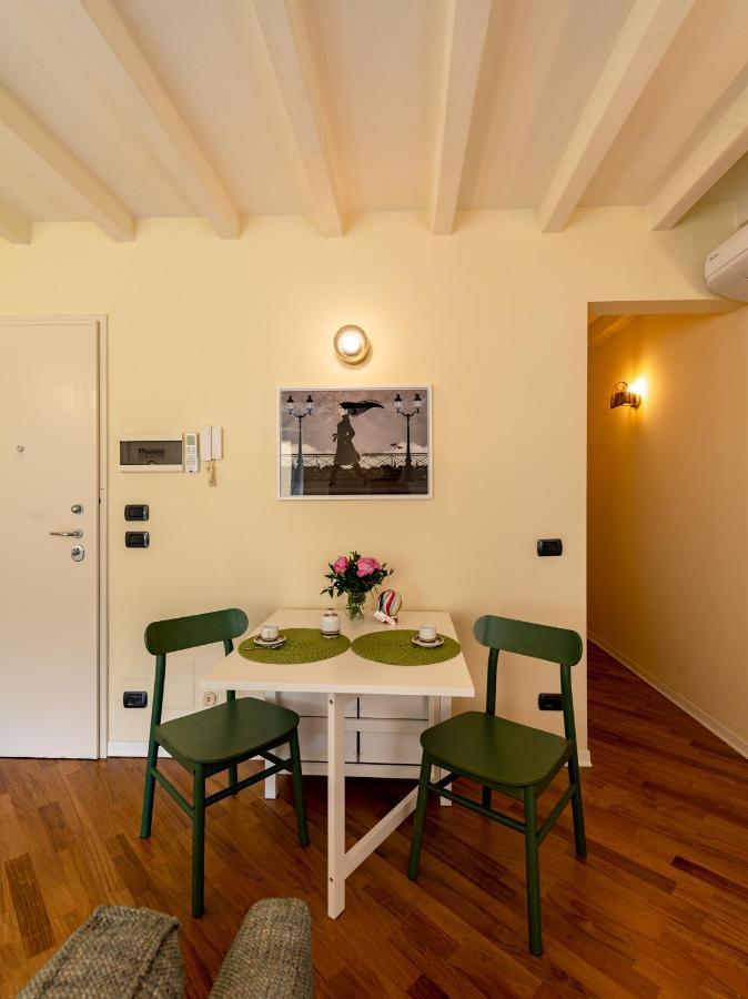 Ferienwohnung Buro Nel Borgo Parma Exterior foto