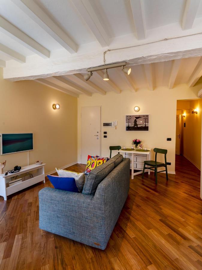 Ferienwohnung Buro Nel Borgo Parma Exterior foto