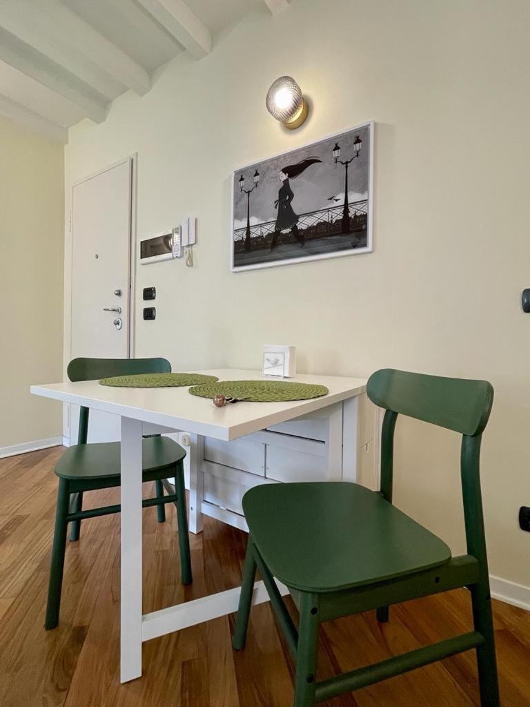 Ferienwohnung Buro Nel Borgo Parma Exterior foto